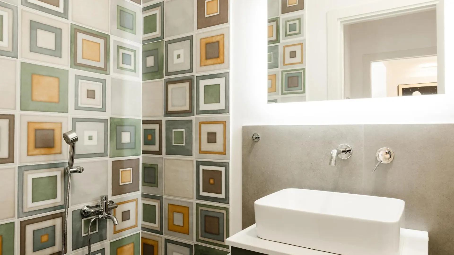 La Muralista Apartment Rome Italy